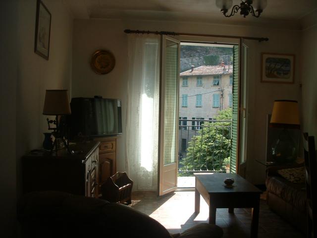 Photo2